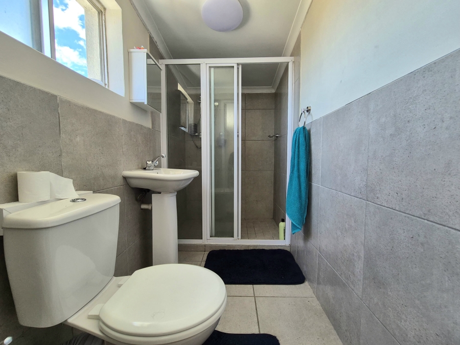 3 Bedroom Property for Sale in Wynberg Western Cape